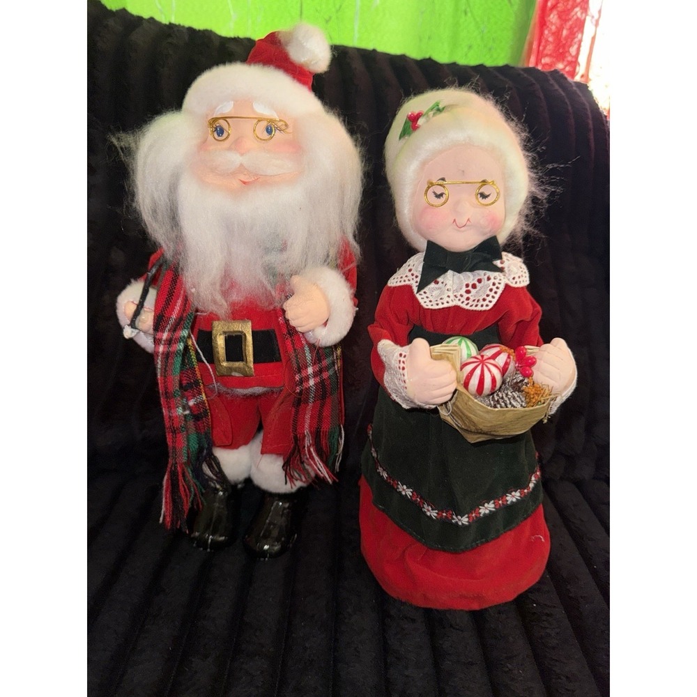 Unique Vintage 11" Santa And Mrs. Claus Dolls Detailed Handmade Christmas
